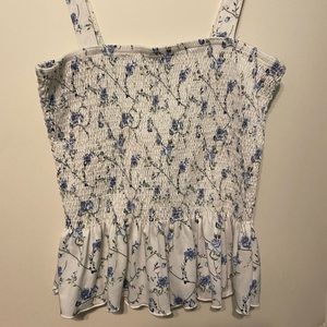 Tank top, worn three times, new condition.